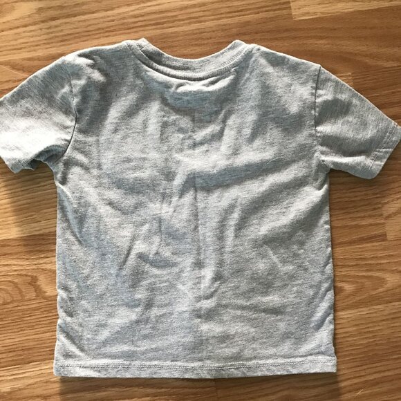 Disney Junior Mickey Mouse Toddler T-Shirt & Hat Set 18M Gray - Picture 8 of 8